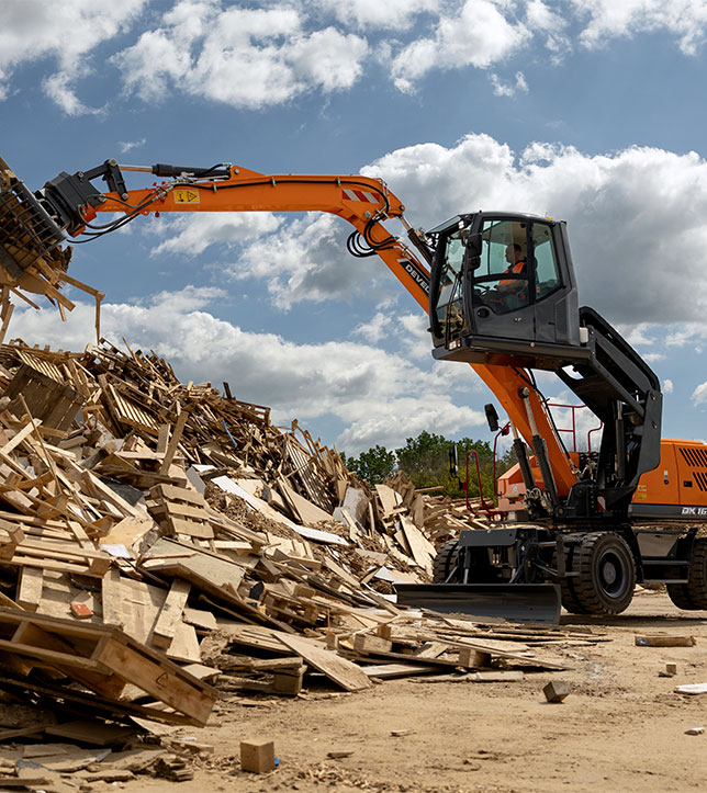 Powerful Hydraulics, Precision Control