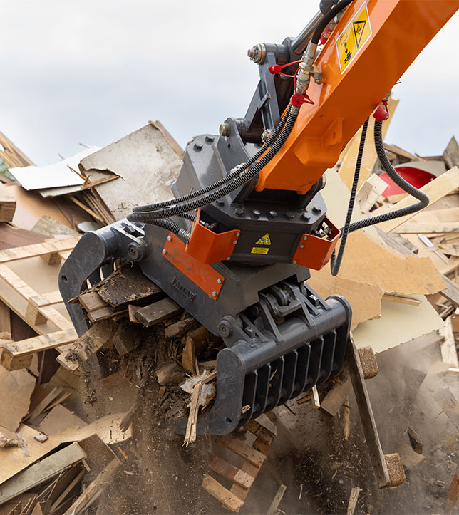 Reliable Hydraulics to Maximize Productivity in Demanding Jobs