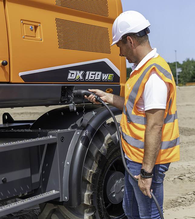 Full-Day Runtime, Fast Turnaround Charging